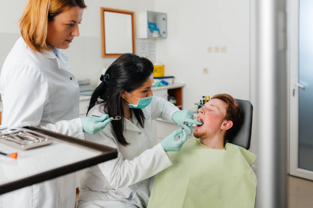 Best Weekend Emergency Dentist in De Graff, OH